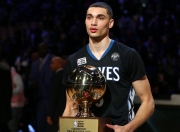 开云体育直播-德甲争冠战焦点战，威尔士新星一波带走乌拉圭式铁血防守